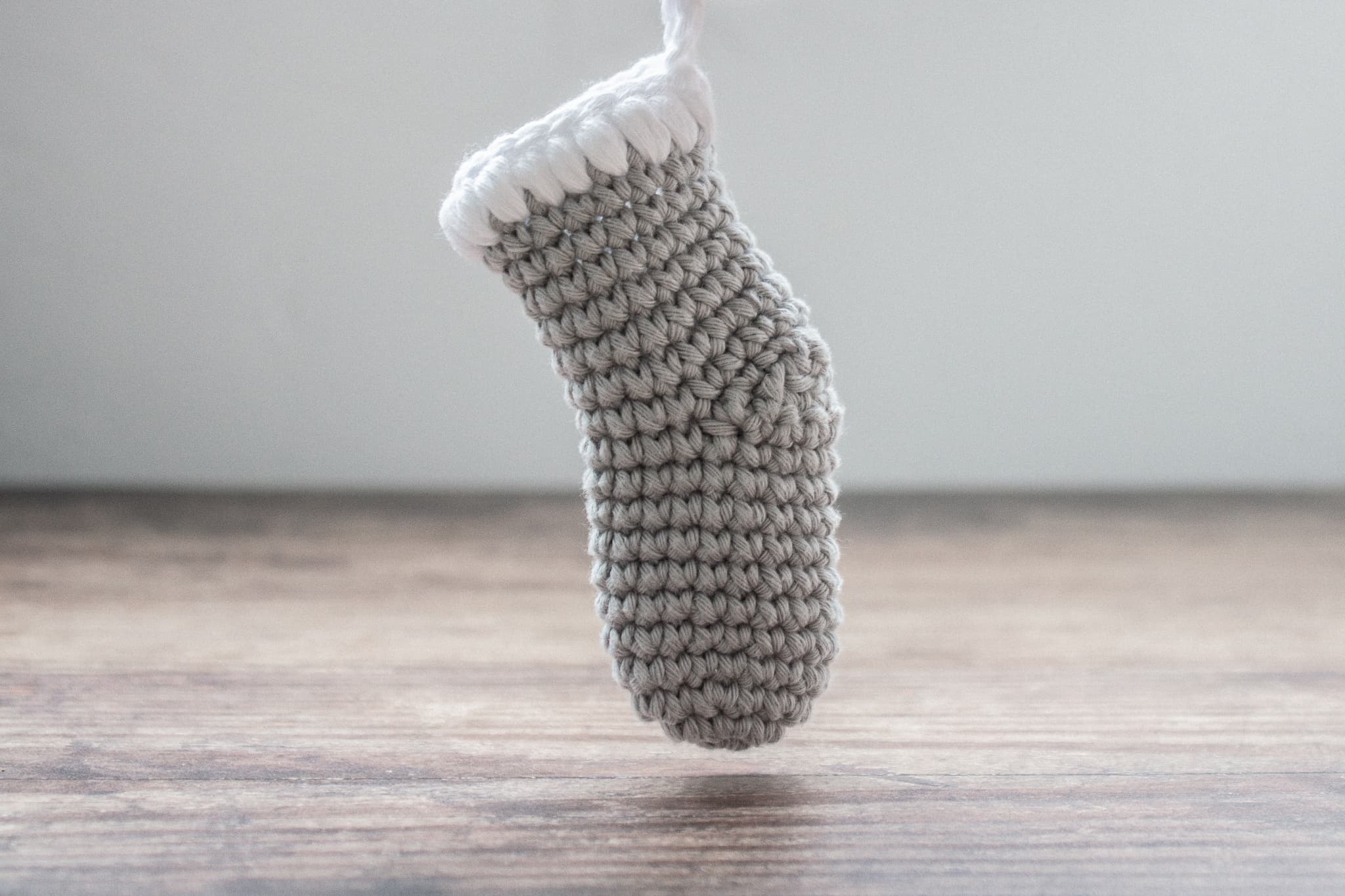 easy crochet mini stocking