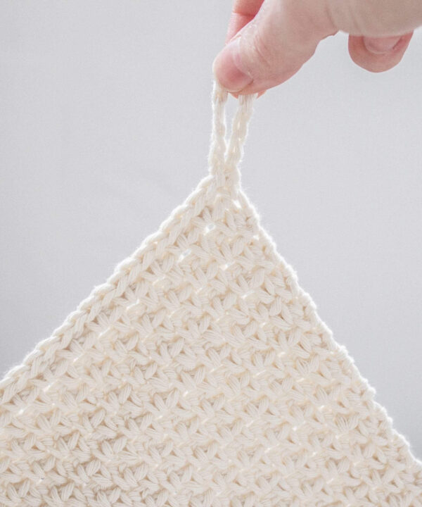 Crochet cotton cloth pattern with hanging loop