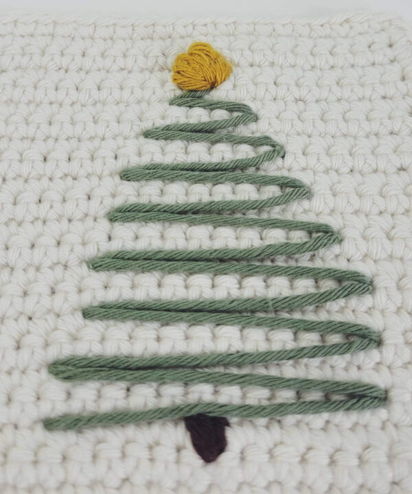 Christmas Tree crochet coaster